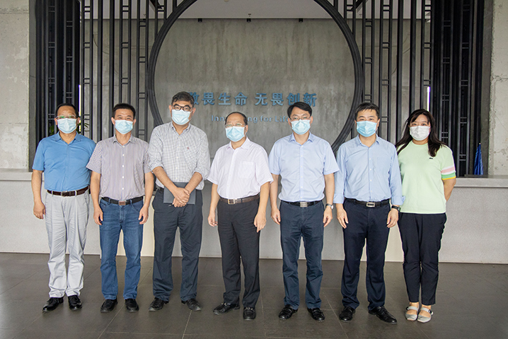 武汉市委常委、经开区工委书记刘子清同志一行莅临bevictor伟德官网生物调研_bevictor伟德官网 -神经药物生产基地