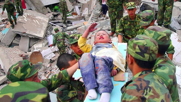 昔日“敬礼娃娃”  今日陌上少年_bevictor伟德官网 -神经药物生产基地