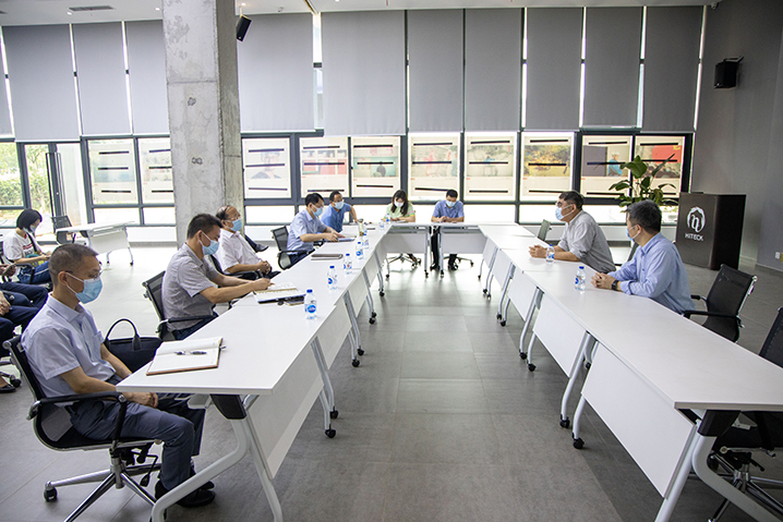 武汉市委常委、经开区工委书记刘子清同志一行莅临bevictor伟德官网生物调研_bevictor伟德官网 -神经药物生产基地